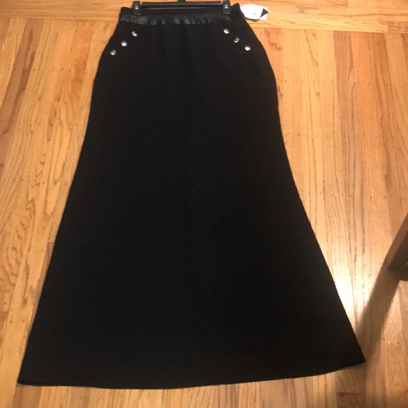 ADRIANNA PAPELL skirt - Picture 2 of 10